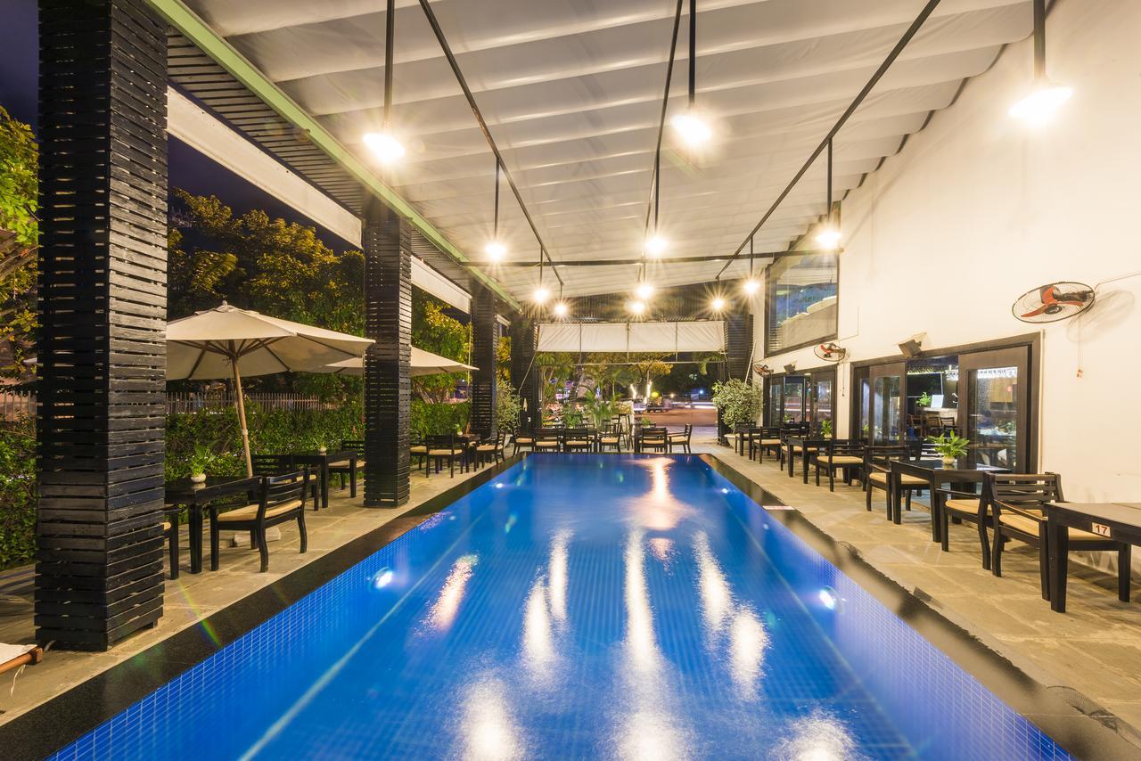 Sea Flower Hotel Da Nang Exterior foto