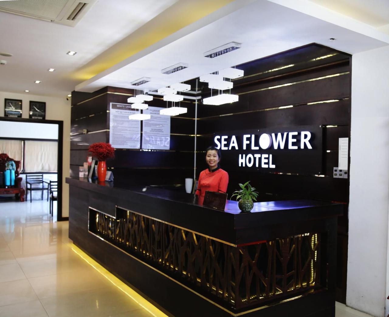 Sea Flower Hotel Da Nang Exterior foto